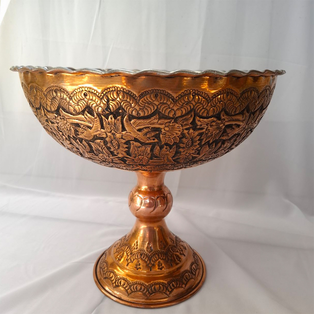 ظرف مسی با طرح قلم کاری